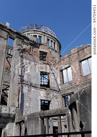 A close-up of the Atomic Bomb Dome in Hiroshima City 84704451
