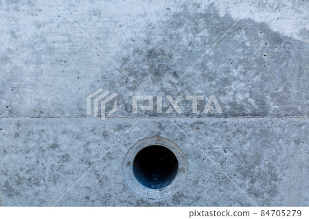 Drain outlet 84705279