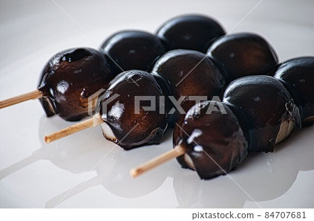 黑芝麻餃子 84707681