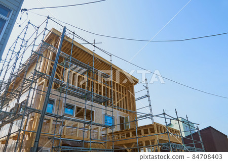 Scenery of a residential building construction site 84708403
