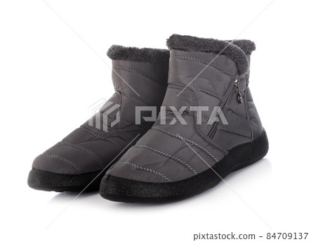 fur-lined boots in studio 84709137