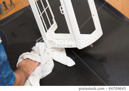 Air conditioner cleaning 84709645