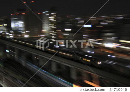 Yamagata Shinkansen Tsubasa 160 (E3 series 2000 series: 7-car train) 84710946