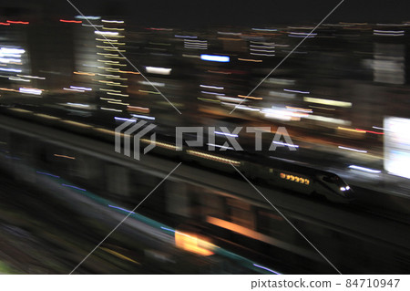 山形新幹線翼160（E3系列2000系列：7節車廂） 84710947