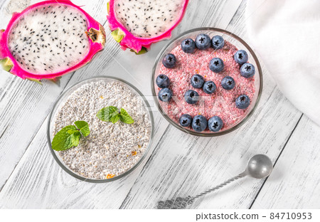 Chia pudding 84710953