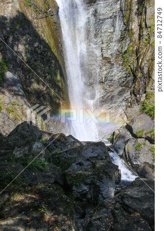 Senden Falls Falls 84712749