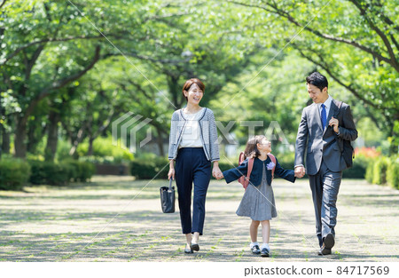 家庭入園儀式 新生活形象 84717569