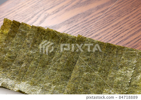 Seasoned seaweed Seasoned seaweed 84718889