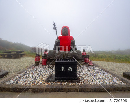 霧中藏王地藏尊（山形縣藏王溫泉地藏山頂） 84720708