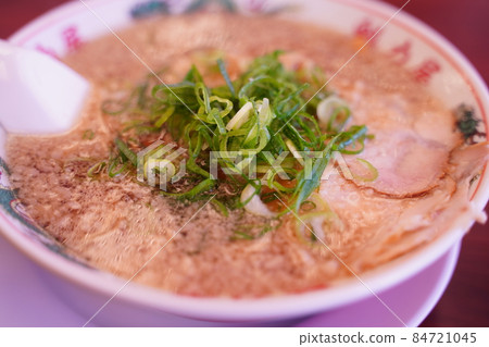 京都背膘醬油濃郁拉麵 84721045