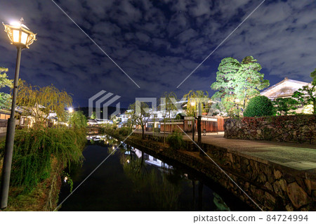 Kurashiki Bikan Historical Quarter at night, Kurashiki City, Okayama Prefecture Kurashiki Bikan Historical Quarter at night, Kurashiki City, Okayama Prefecture 84724994