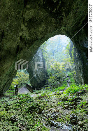 Rashomon, Niimi City, Okayama Prefecture Rashomon, Niimi City, Okayama Prefecture 84725007