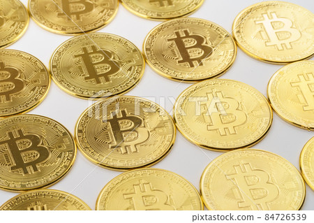 Lots of cryptocurrencies placed on a white background Cryptocurrency coins Lots of cryptocurrencies placed on a white background Cryptocurrency coins 84726539