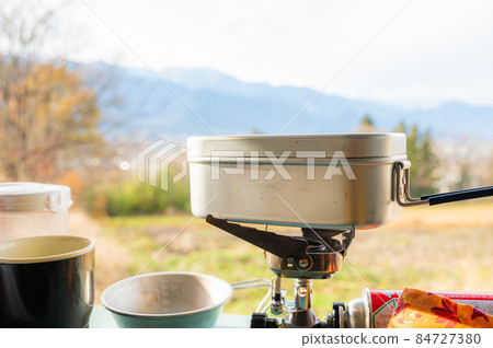 在戶外度過的下午茶時間 在戶外度過的下午茶時間 84727380