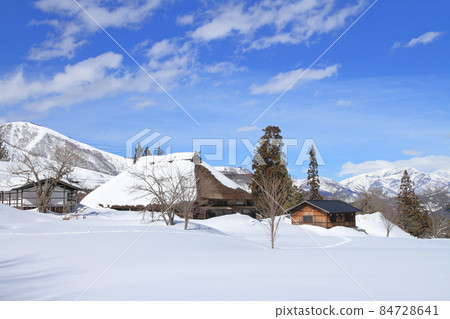 冬天在戰國海道被雪掩埋的牛方宿 84728641