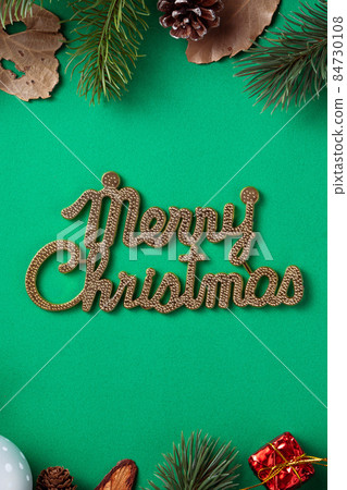 聖誕節 耶誕節 裝飾 背景 聖誕樹 Christmas fir tree branch クリスマス 84730108