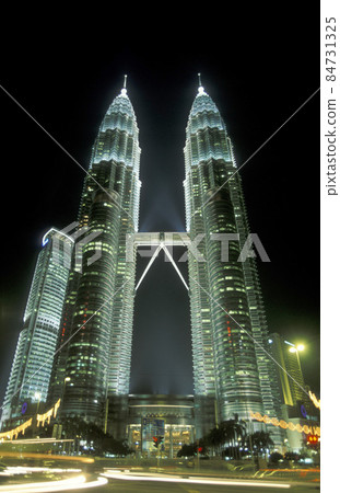MALAYSIA KUALA LUMPUR TWIN TOWERS MALAYSIA KUALA LUMPUR TWIN TOWERS 84731325
