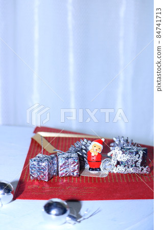 Christmas decoration cute Santa Claus 84741713