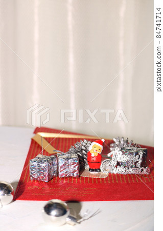 Christmas decoration cute Santa Claus 84741714