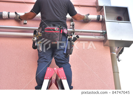 Electrical work Outdoor plumbing work for power supply expansion Electrician for stepladder work 84747045