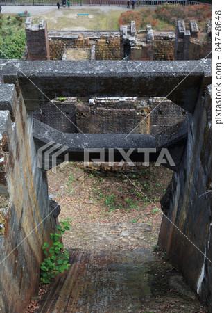 The remains of the Todaira cableway stop in the Todaira zone of Minetopia Beshiko 84748648