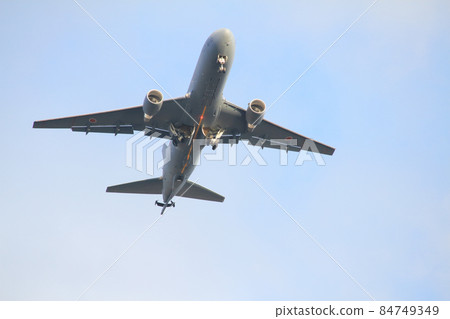 KC-46A aerial refueling and transport aircraft deployed at JASDF Miho Air Base (Tottori Prefecture) KC-46A aerial refueling and transport aircraft deployed at JASDF Miho Air Base (Tottori Prefecture) 84749349