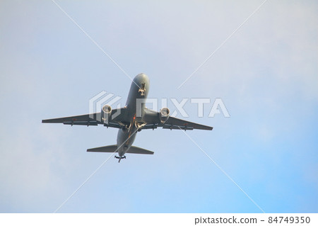 KC-46A aerial refueling and transport aircraft deployed at JASDF Miho Air Base (Tottori Prefecture) KC-46A aerial refueling and transport aircraft deployed at JASDF Miho Air Base (Tottori Prefecture) 84749350