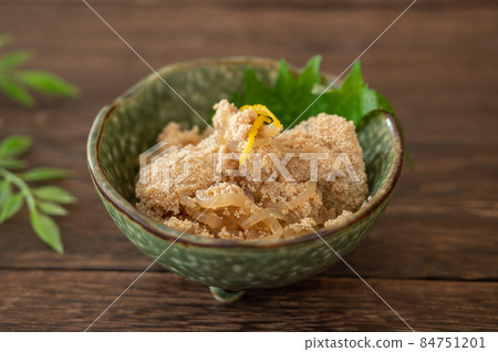 煨 tarako 和 shirataki 麵條 84751201