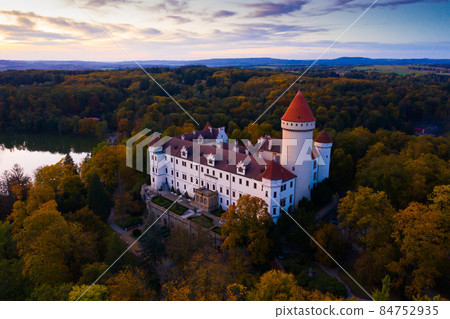 Panoramic view from drone of castle Konopiste Castle. Panoramic view from drone of castle Konopiste Castle. 84752935