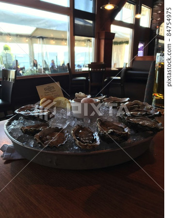 American specialty, Seattle oysters and restaurants 84754975