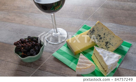 Natural cheese Blue cheese Red wine Raisin napkin 84757249
