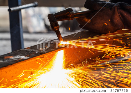 Metal cutting gas 84767756
