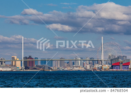 Tempozan Ohashi and Kaiyukan Boeing 787-8 Dreamliner Sapporo-Itami November 7, 2021 84768504