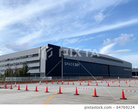 太空噴氣機組裝廠 84769224