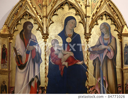 Pinacoteca nazionale decors, Siena, tuscany, italy 84771026