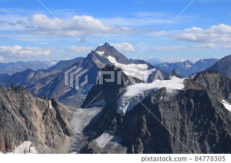 High mountain seen from Mount Titlis. High mountain seen from Mount Titlis. 84778305