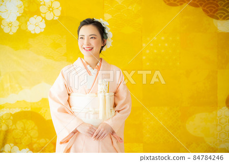 新娘顏色垂下總擠壓 新娘顏色垂下總擠壓 84784246
