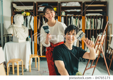 藝術學校預備學校 84785173