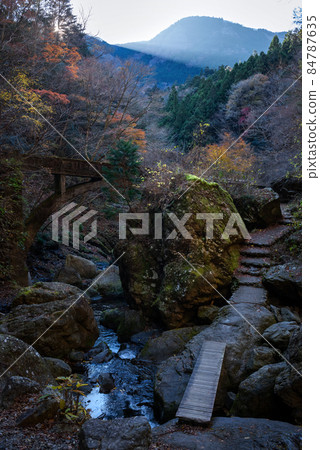 Tokyo Valley, Kanoto Rock 84787635