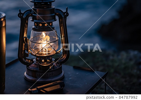 Light at dusk Lantern Oil Lantern Lamp Oil Lamp 84787992