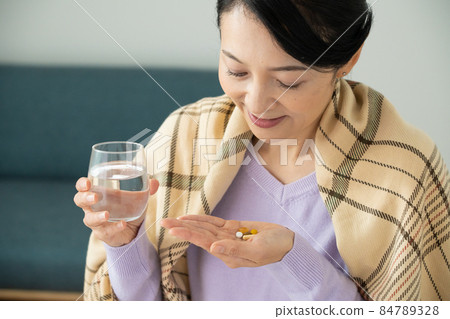 中量級飲用藥 中量級飲用藥 84789328