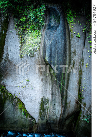 Beautiful wall surface of "Yufugawa Valley", a scenic spot in Yufu City, Oita Prefecture 84794927