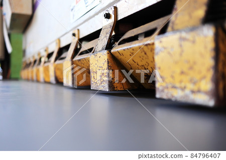 Factory manufacturing industry shearing shear machine 84796407