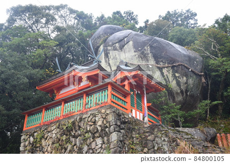 Kamikura Shrine, Gotobiki Rock 84800105