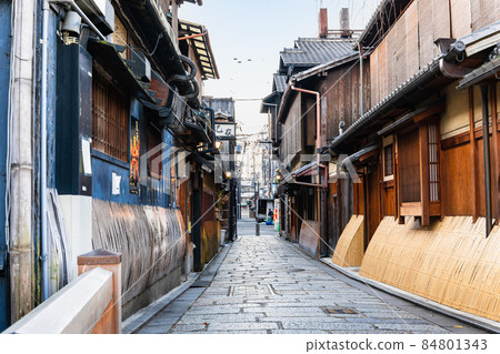 Autumn Kyoto Gion 84801343