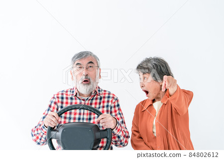 Senior driver accident 84802612