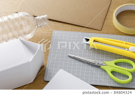 Drawing work 84804324