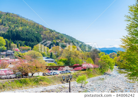 阿知村的桃花和藍天[長野縣] 84806242