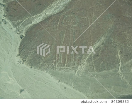 [Peru] Nasca ground painting: Astronaut 84809883