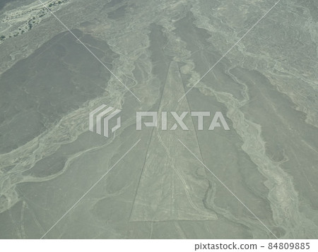 [Peru] Nasca ground painting: trapezoid 84809885